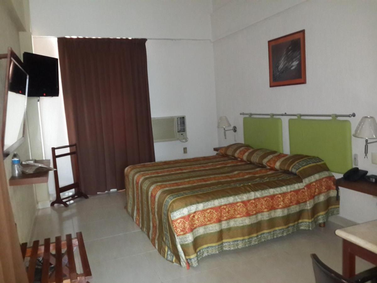 Parque Inn Hotel & Suites Коацакоалкос Екстериор снимка
